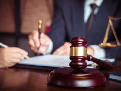 Choosing the Right Traffic Ticket Lawyer